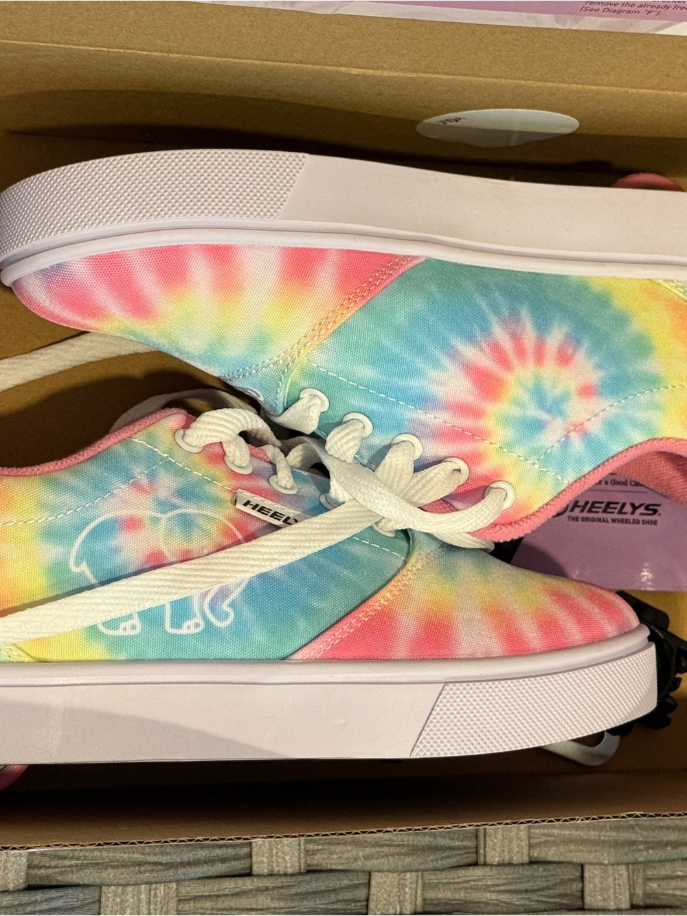 Heelys Kids Tie-Dye Pastel Sneakers with Wheels
